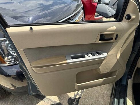 Used 2012 Ford Escape XLT image 15