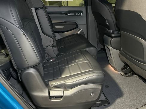 New 2026 Kia EV9 Land w/ Nightfall Edition Package image 16