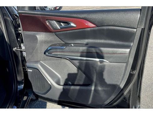 Used 2024 Chevrolet Traverse RS AWD/4WD image 26