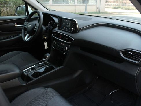 Used 2019 Hyundai Santa Fe SE image 23