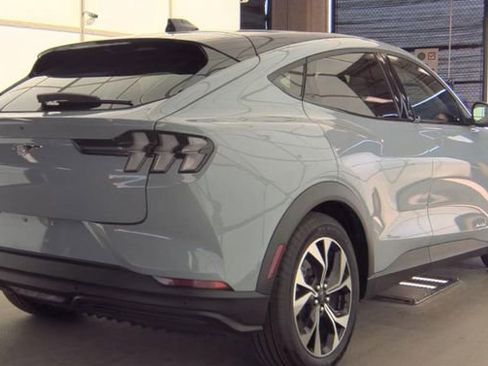 Used 2025 Ford Mustang Mach-E Select image 3