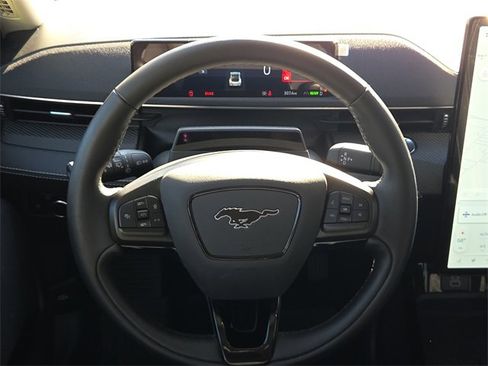 Certified 2025 Ford Mustang Mach-E Select w/ Comfort Package Lite image 14