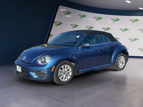 Used 2018 Volkswagen Beetle 2.0T S FWD image 3