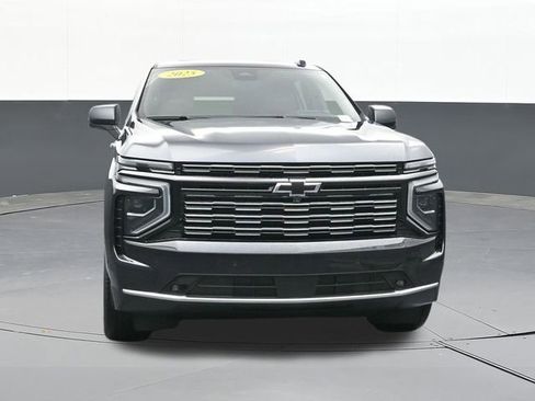 Used 2025 Chevrolet Tahoe High Country AWD/4WD image 24