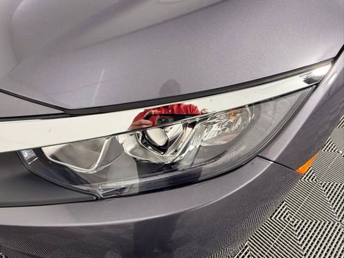 Used 2018 Honda Civic EX image 11