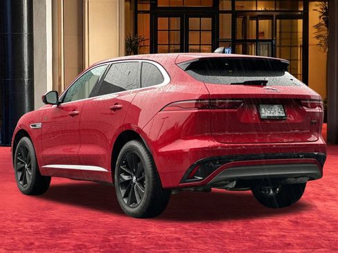 Used 2026 Jaguar F-PACE R-Dynamic S image 4