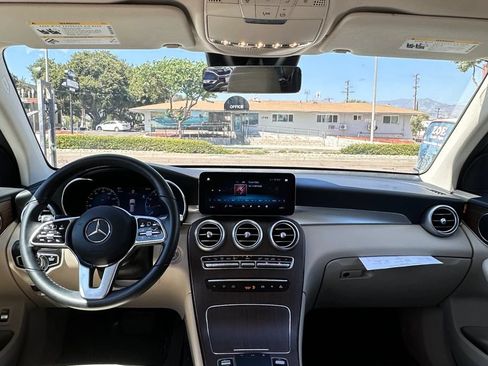Used 2022 Mercedes-Benz GLC 300 image 12