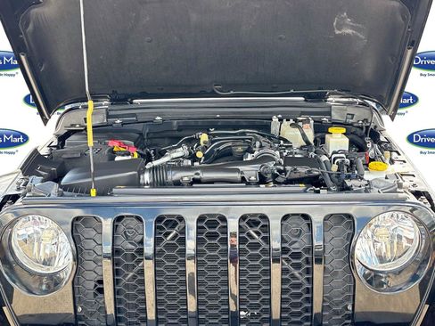 Used 2023 Jeep Gladiator Sport AWD/4WD image 29