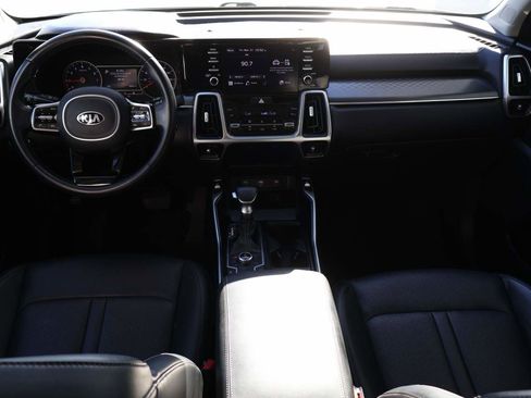 Used 2021 Kia Sorento S image 13