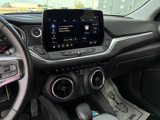 Used 2023 Chevrolet Blazer LT FWD image 15