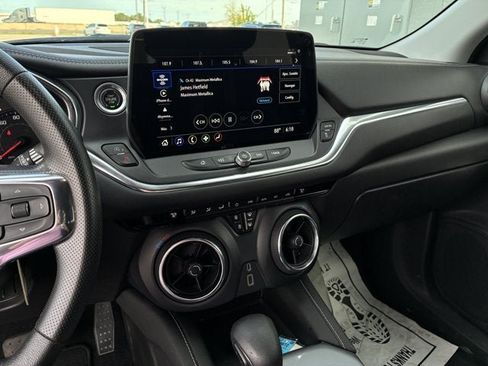 Used 2023 Chevrolet Blazer LT FWD image 15