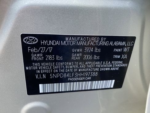 Used 2017 Hyundai Elantra SE FWD image 35
