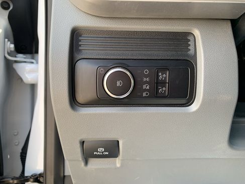Used 2023 Ford F550 4x4 Crew Cab Super Duty image 15
