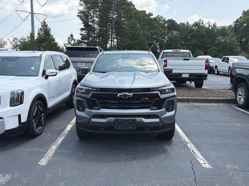 Used 2023 Chevrolet Colorado Z71 w/ Z71 Convenience Package 2 AWD/4WD image 11