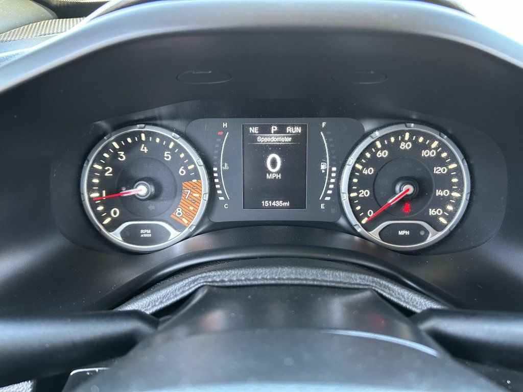 Used 2019 Jeep Renegade Sport w/ Sport Appearance Group AWD/4WD image 31