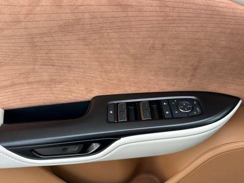 New 2026 Lexus RZ 450e image 8