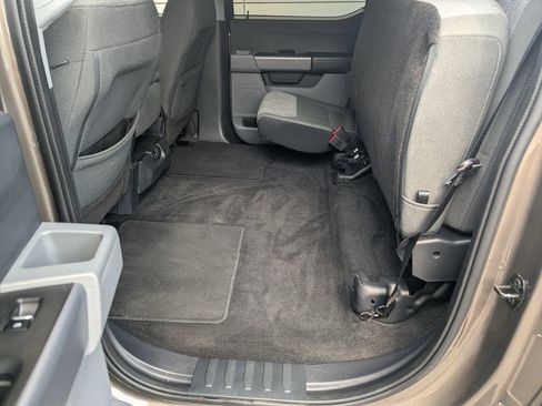 Used 2023 Ford F150 XLT AWD/4WD image 29