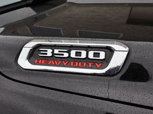 Used 2024 RAM 3500 Tradesman w/ Chrome Appearance Group image 23