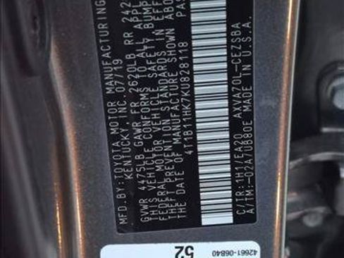 Used 2019 Toyota Camry SE w/ Carpet Mat Package FWD image 22