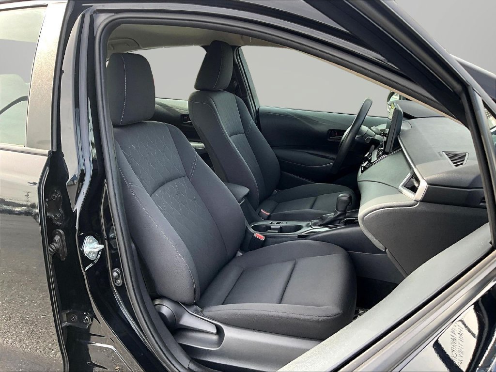 Used 2024 Toyota Corolla LE FWD image 29