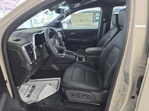 New 2026 GMC Canyon Elevation w/ Convenience Package image 9