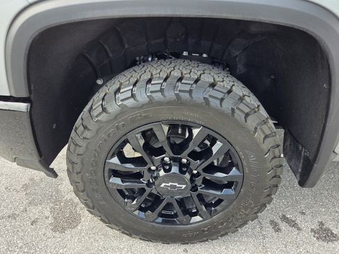 Certified 2026 Chevrolet Silverado 2500 LT w/ Trail Boss Package AWD/4WD image 19