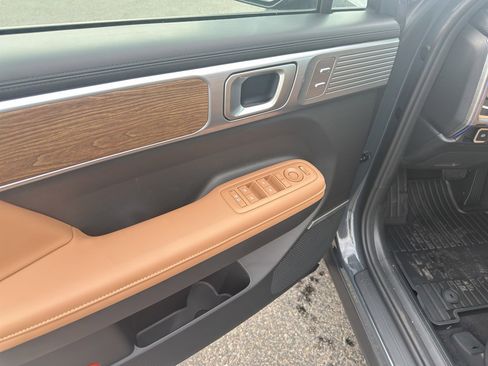 New 2026 Hyundai Santa Fe Limited AWD/4WD image 15