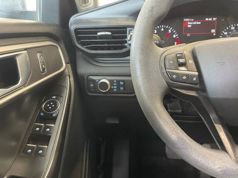 Used 2021 Ford Explorer 2WD image 9