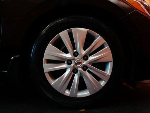 Certified 2023 Nissan Sentra S FWD image 57