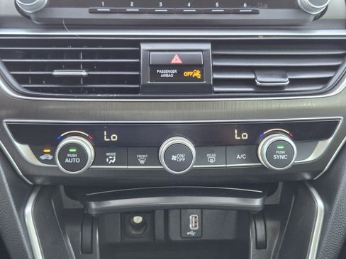 Used 2020 Honda Accord LX image 15
