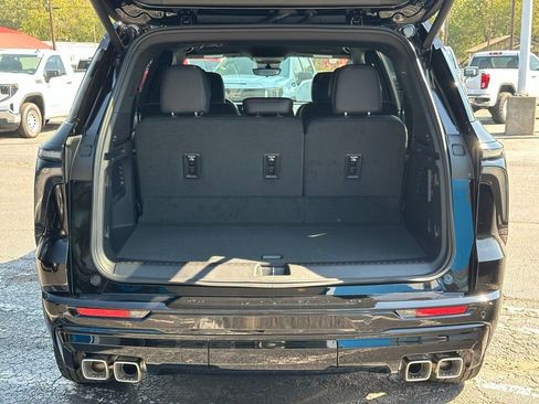 New 2026 Chevrolet Traverse RS image 8