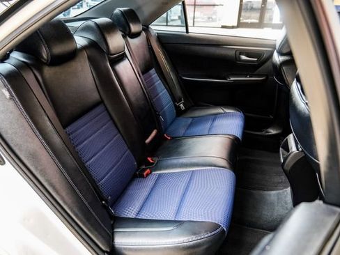 Used 2016 Toyota Camry SE FWD image 31