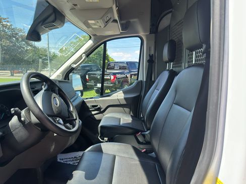 Used 2022 Ford Transit 250 148 High Roof RWD image 19
