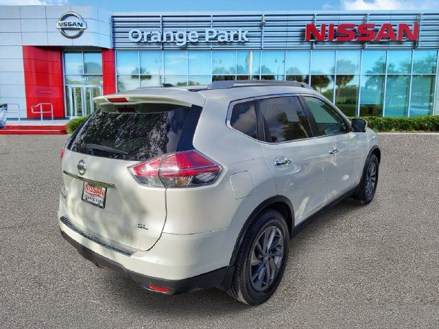 Used 2016 Nissan Rogue SL FWD image 2
