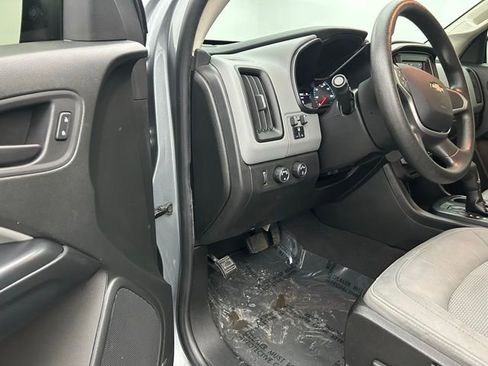 Used 2021 Chevrolet Colorado W/T w/ WT Convenience Package image 19