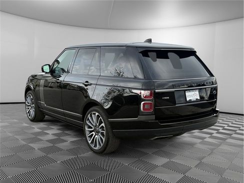 Used 2018 Land Rover Range Rover HSE image 3