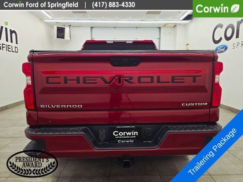 Used 2020 Chevrolet Silverado 1500 Custom w/ Custom Value Package AWD/4WD image 4