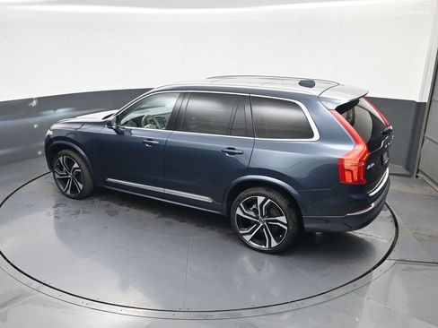 Used 2024 Volvo XC90 B6 Ultimate w/ Lounge Package image 21