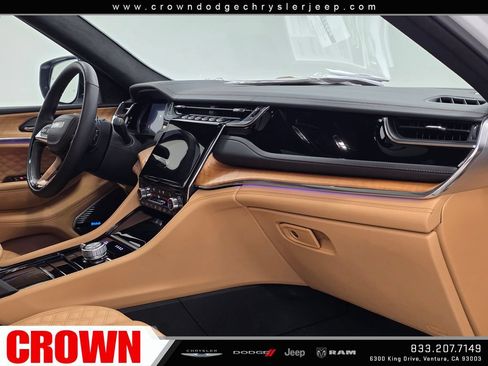 Certified 2024 Jeep Grand Cherokee Summit AWD/4WD image 15