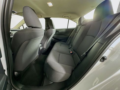 Used 2025 Toyota Corolla LE image 26