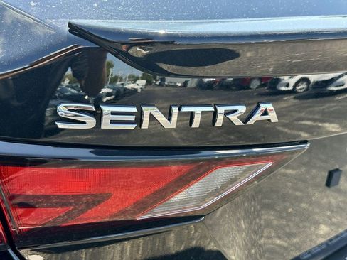 Certified 2025 Nissan Sentra SV FWD image 17