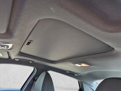 Used 2025 Hyundai Elantra SEL FWD image 15