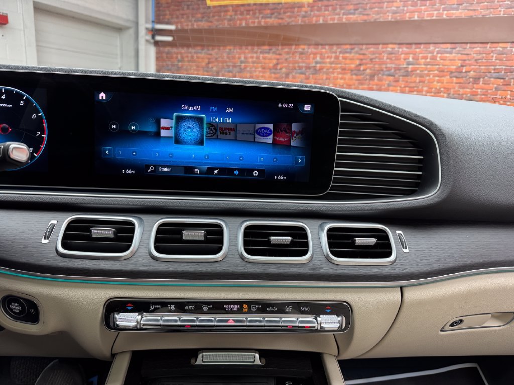 Certified 2020 Mercedes-Benz GLE 350 4MATIC image 17