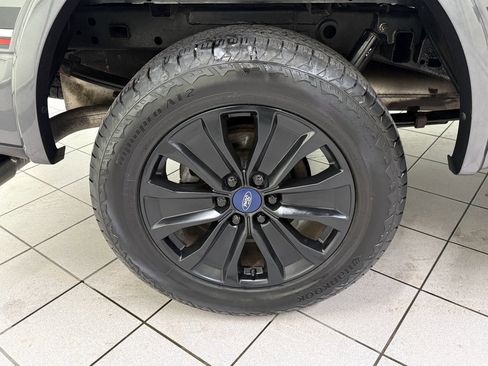 Used 2019 Ford F150 Lariat w/ Equipment Group 502A Luxury AWD/4WD image 15