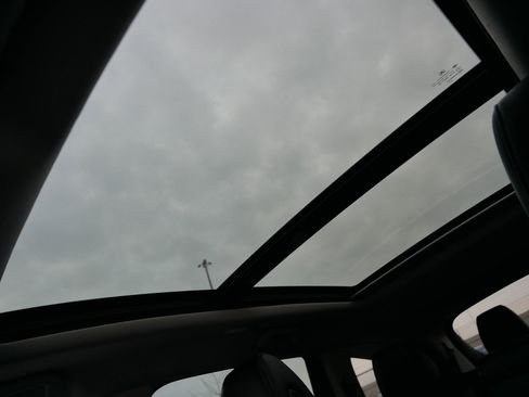 Used 2023 Acura MDX image 32