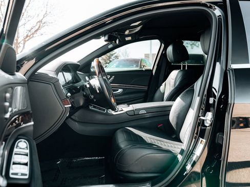 Used 2015 Mercedes-Benz S 550 Sedan image 22