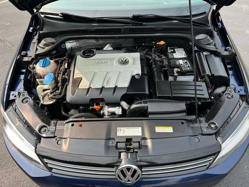 Used 2013 Volkswagen Jetta TDI FWD image 22