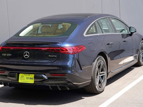Used 2023 Mercedes-Benz EQS 580 4MATIC Sedan image 59