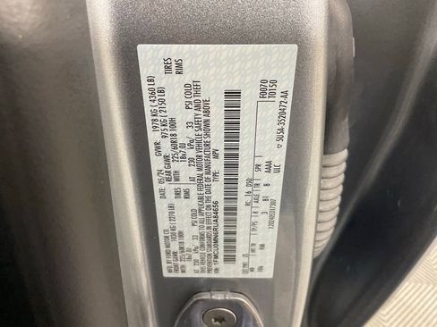Certified 2024 Ford Escape ST-Line FWD image 27