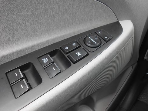 Used 2018 Hyundai Tucson SE AWD/4WD image 18